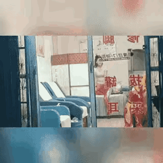 奥特曼能量不足的时候，也需要有休息放松！