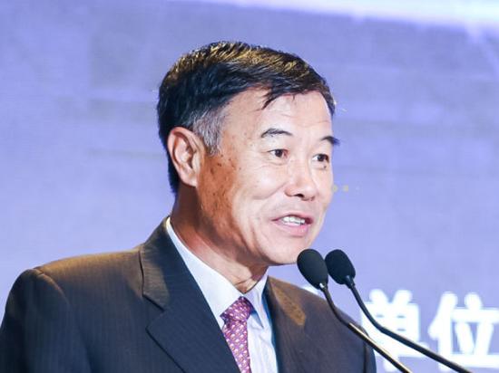 养娃别跑偏！保命才是第一要务王立群一句养娃忠告火出圈，直接点醒无数家长：养