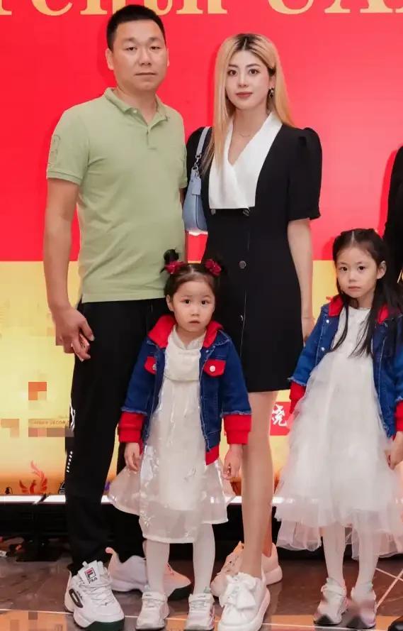 山东小伙吉国包地遇“逼婚”被绑的姻缘，熬出的温情 2015年，28岁的山东小