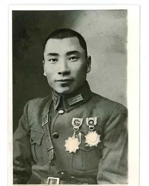 王仲廉因救援整编第66师不力要被枪决，老领导汤恩伯奔走营救，蒋介石对此十分生气，