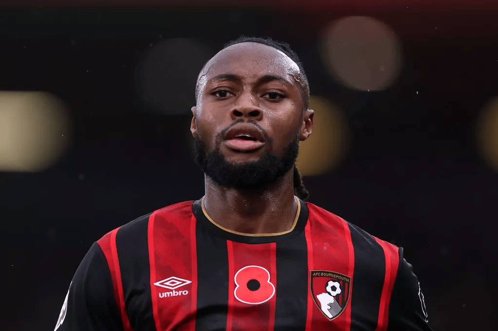 镜报: 塞梅约从小就是阿森纳的球迷, 他梦想就是为枪手效力