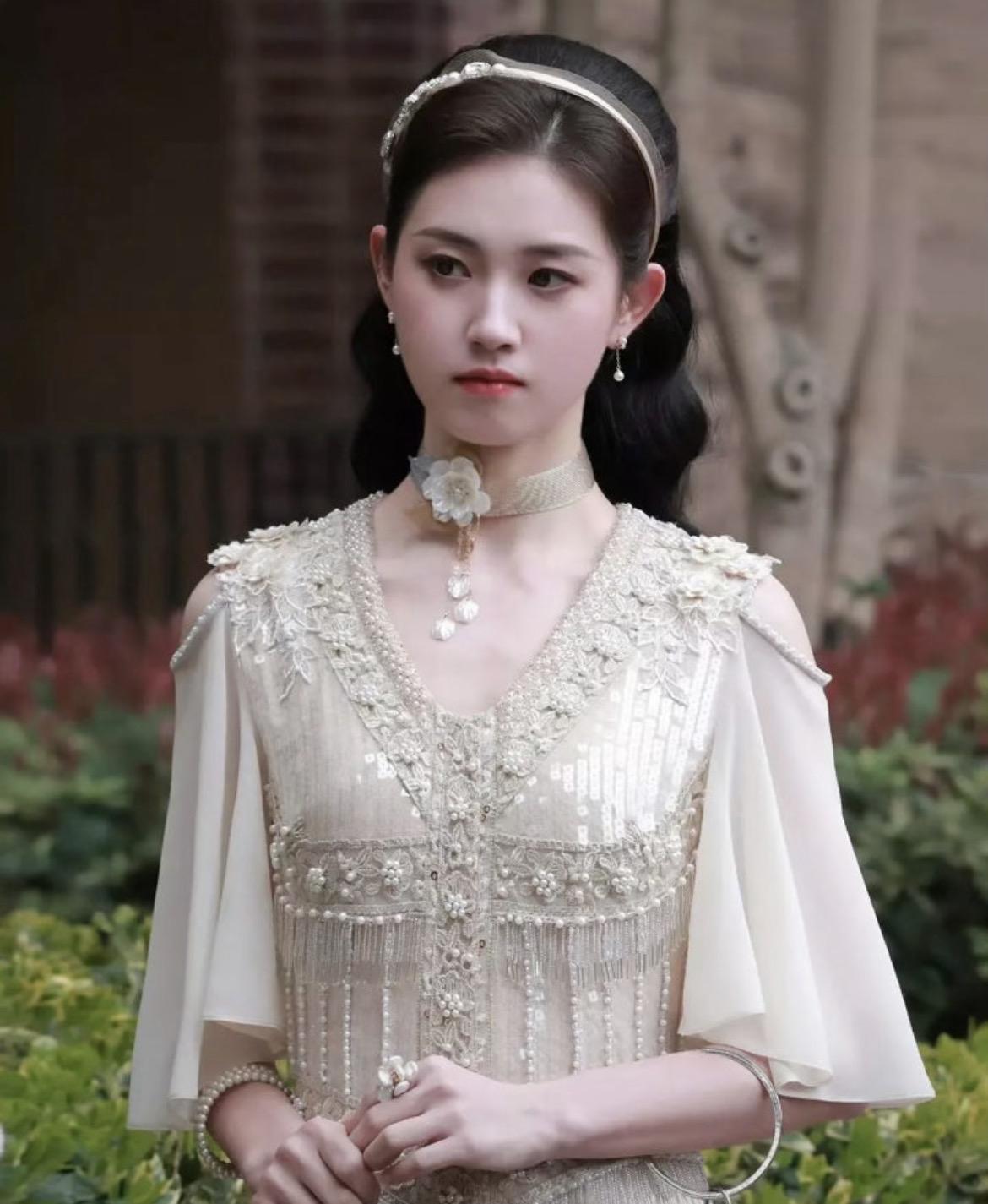 终于明白为什么《玉簟秋》的导演要找郭宇欣演女二号？不是因为郭宇欣是短剧一姐，