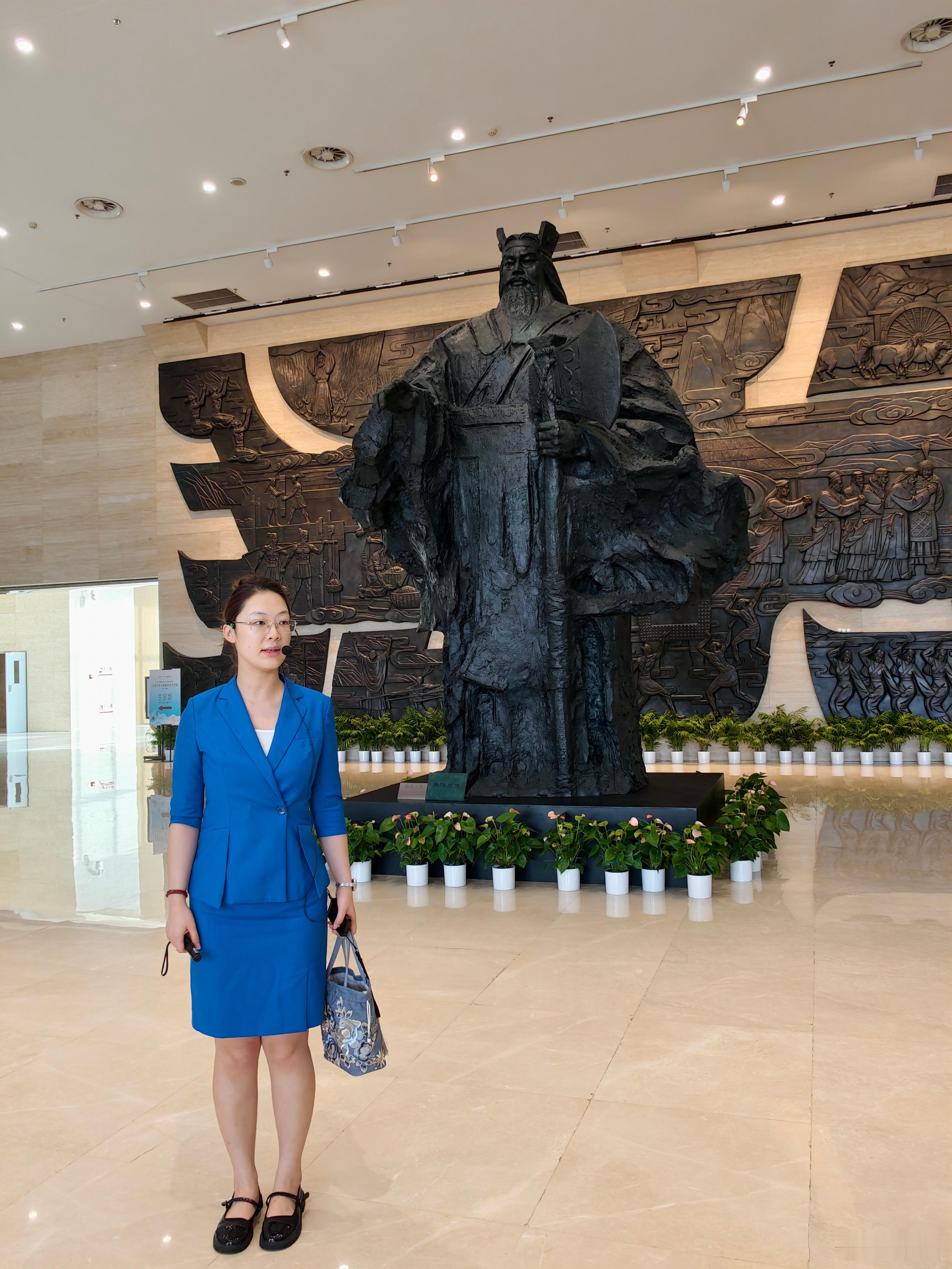 郑州成为八大古都郑州商城功不可没大多数人往往只知道郑州是“火车拉来的城市”，很多