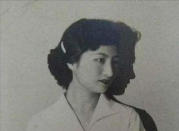 1978年，陕西农民突然发现，同眠共枕30年并生下8个孩子的媳妇，竟是潜伏在大陆