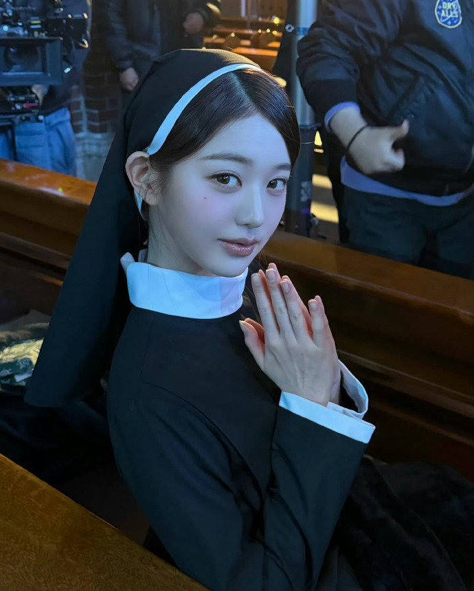 张元英柳智敏修女造型sbs歌谣大战【张元英柳智敏】柚圆妈咪的教堂生活日常