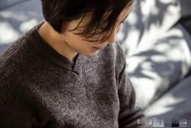 男女之间关系的本质是什么就是搂搂抱抱就是打情骂俏就是眉来眼去就是卿卿我我