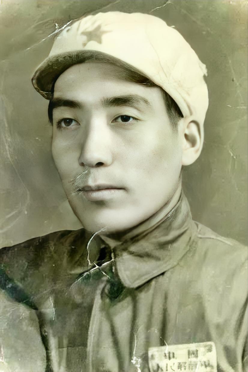 1952年，志愿军铁道兵三师师长黄振荣回国治病，给他看病的女军医周兰说，她和恋人