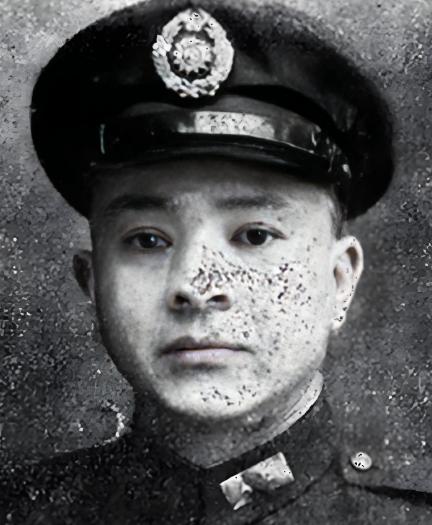 1950年，国民党上将袁守谦来到香港，本是劝说黄埔一期同学李默庵赴台，结果他却说