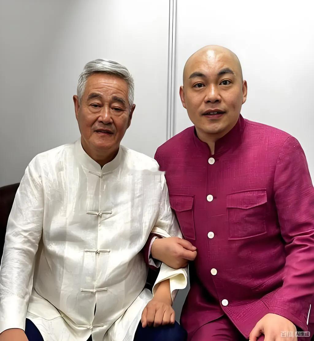 程野来哈尔滨刘老根大舞台演出，现场有观众嘟囔票价太贵，说第一排要680块一张——