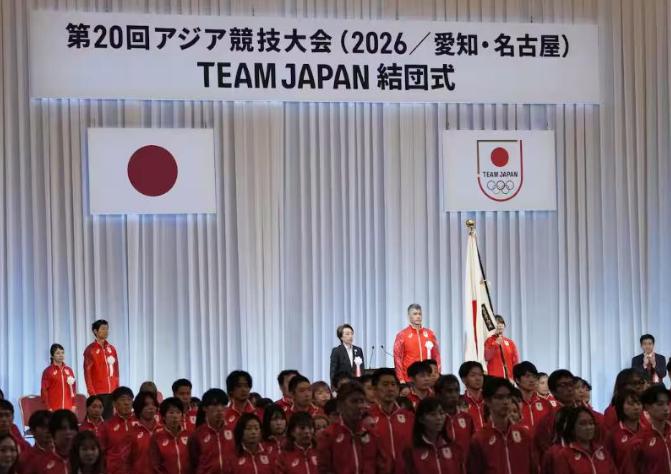 这回算是踢到硬茬了！这届日本亚运会，给全世界好好上了一课：缺了中国，赛事生意就难