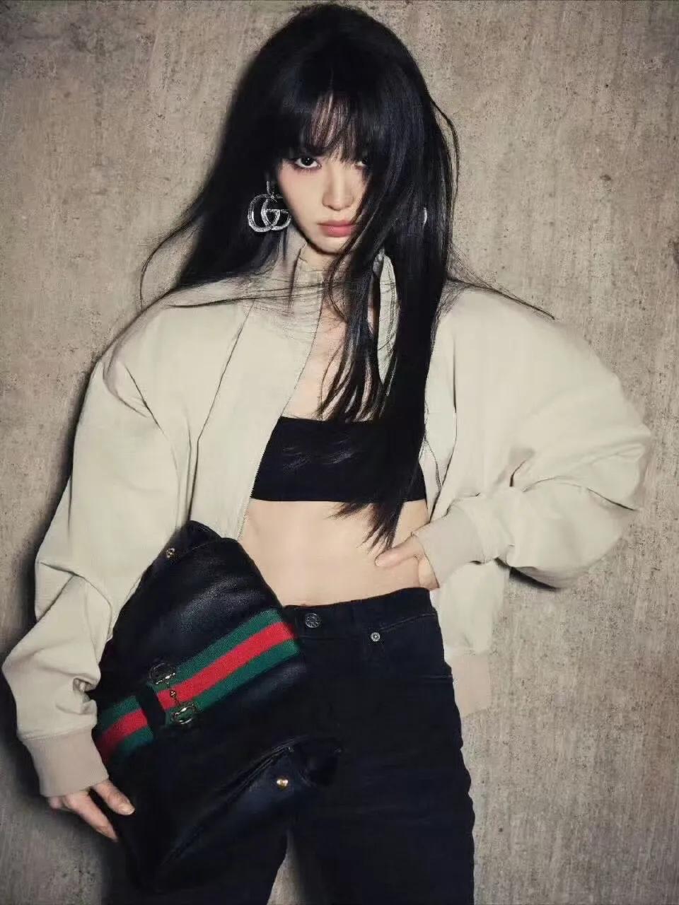 所谓时尚，就是一定要反派？田曦薇和张凌赫的GUCCI大片，前者这妆容不是一般