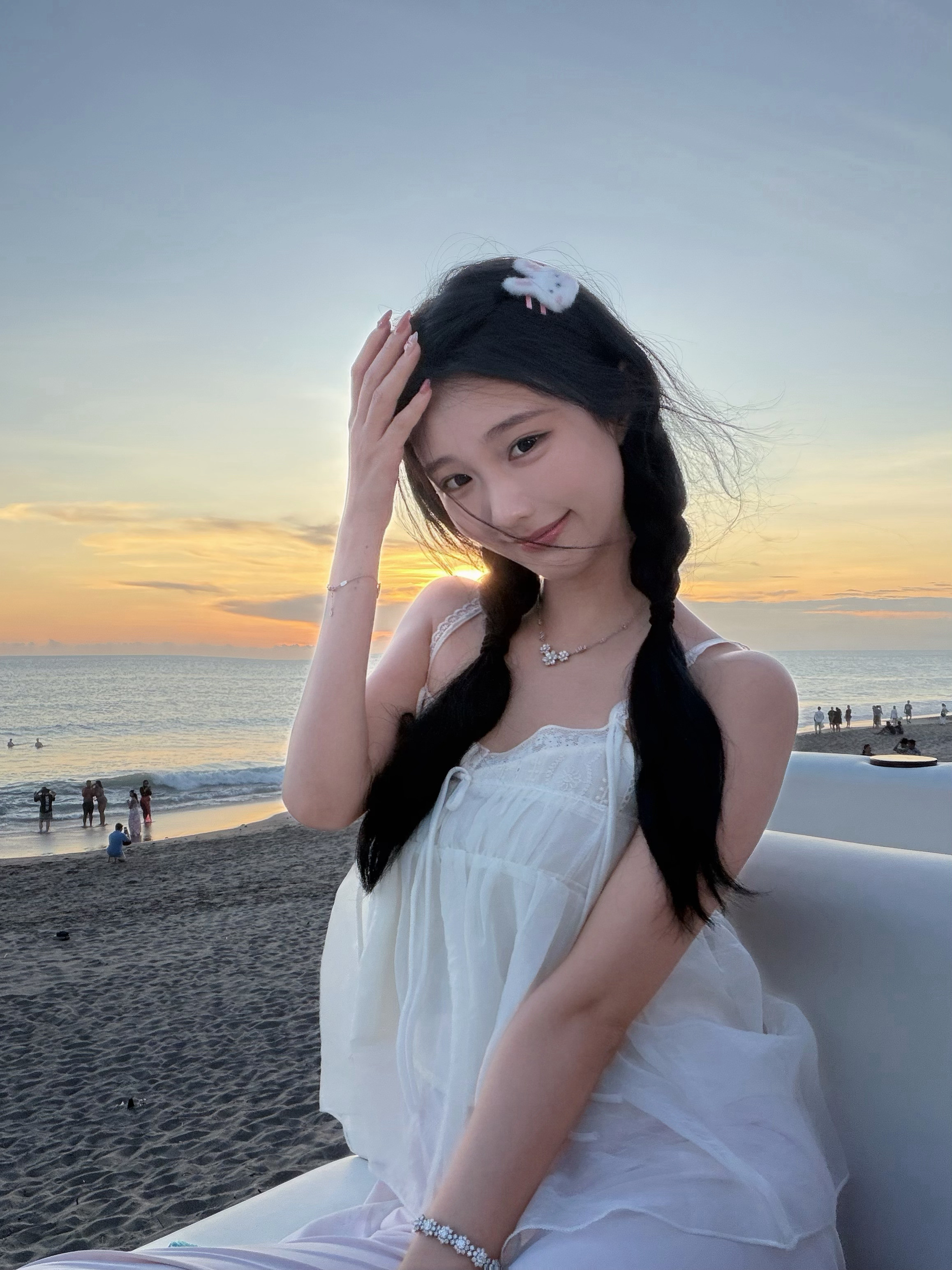 海边(̀⌄́)