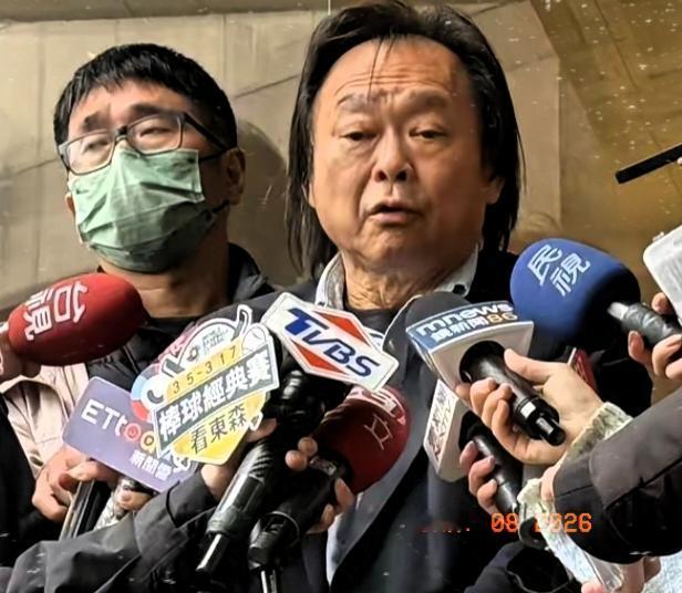 这难道是民进党做出回应吗！在1月7日，针对我方当天将台海内务部门负责人刘世芳、教