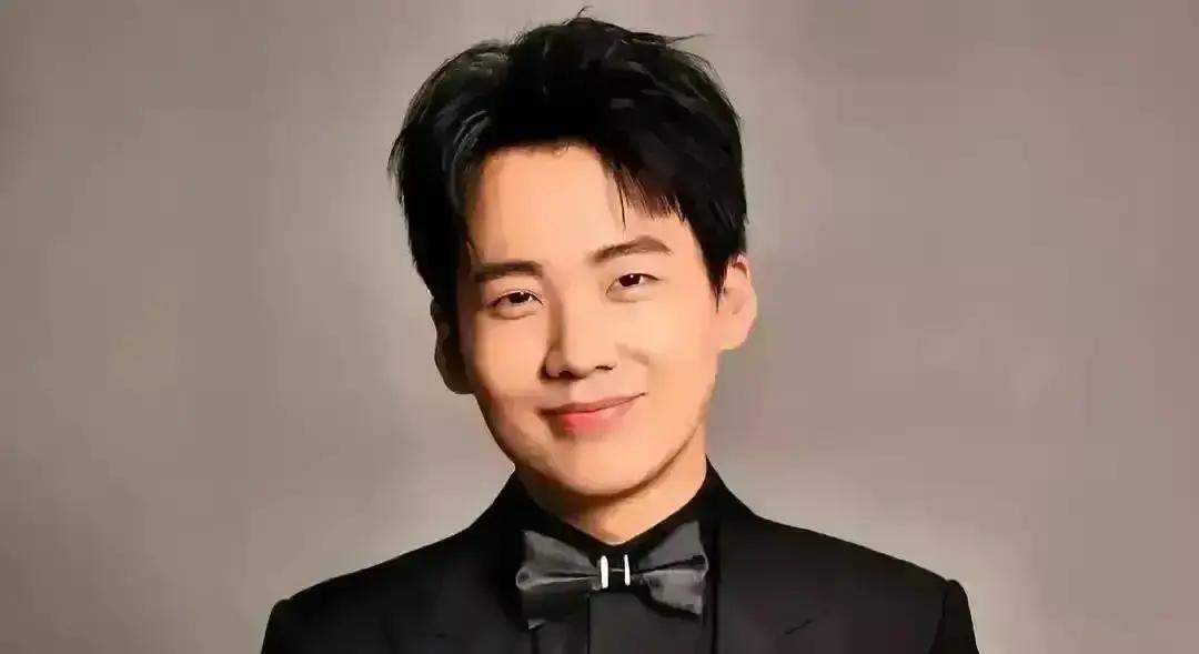 资本想花2000万，换掉那个让全网笑出腹肌的范思辙。开机前三天，剧组气氛凝固。