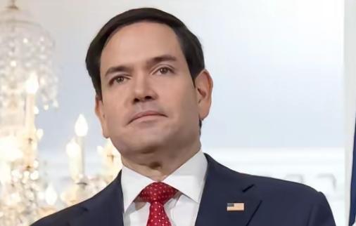 美国媒体喊话了！来自纽约时报1月20日的消息说，尽管中国依然是世界上最大的石油进