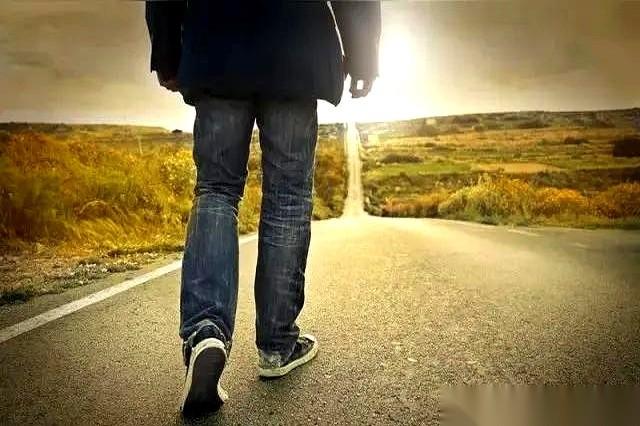 每个公司，是不是都有那么几个“老神仙”？就是那种，你动不了他，也指望不上他，每