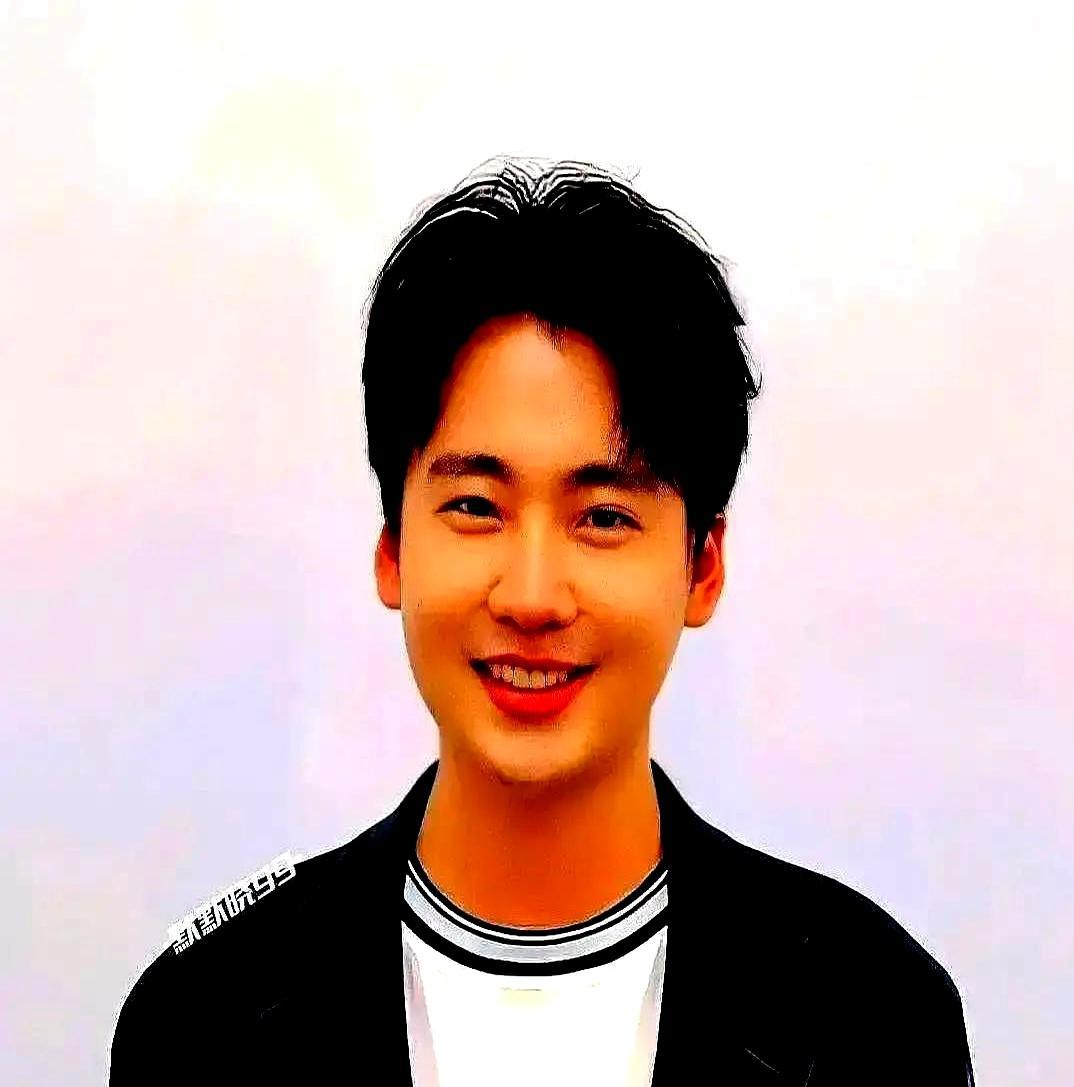 后台一句“你管于谦叫啥”，郭麒麟的回答，让所有人都愣住了。阎鹤祥突然把问题