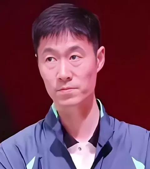 现在最难受的应该就是王励勤了吧。他估计怎么都想不到。这次WTT澳门冠军赛男单