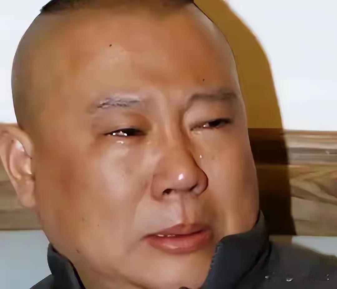 唯恐天下不乱的→举报人咱们不妨对比一下郭德纲和那英都遭举报的两桩事。说直白