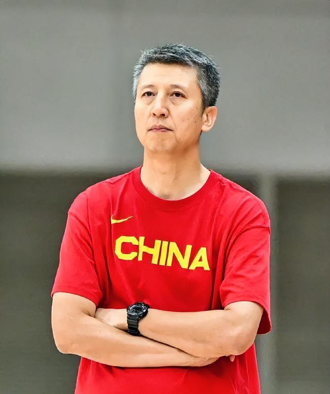 中国男篮再负韩国！程帅澎高效19分难救主，胡明轩8中0成最差之人