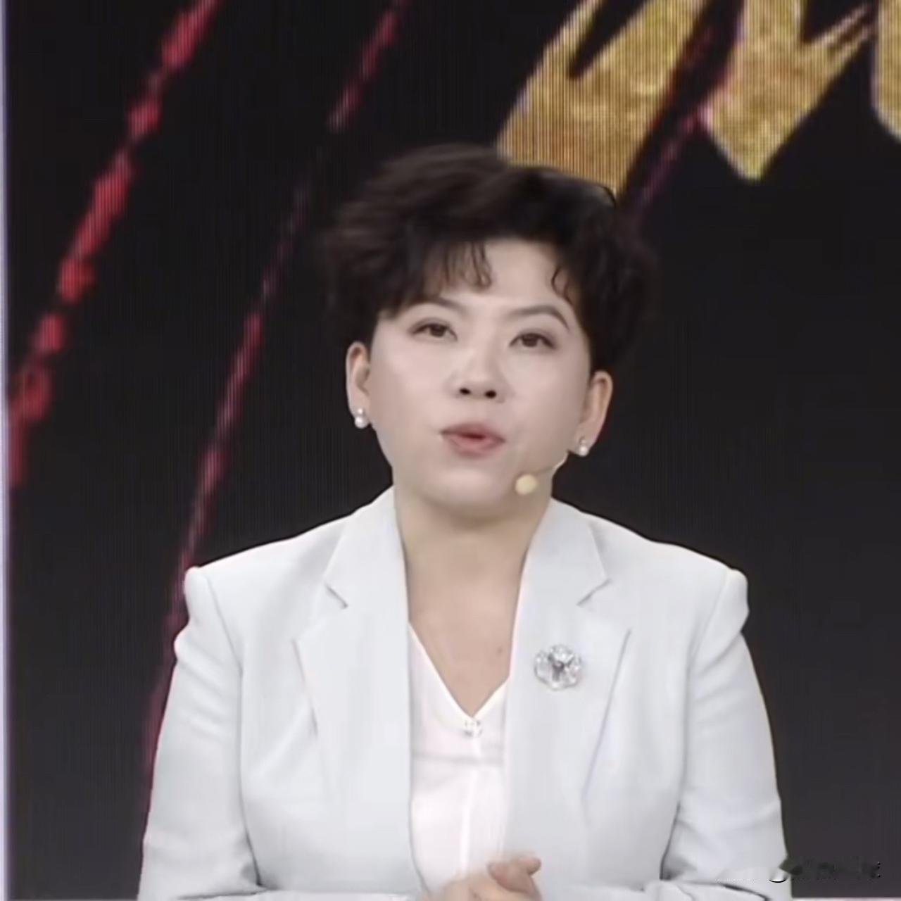 蒯曼输曼昱：邓亚萍“一针见血”点出输球原因！蒯曼无谓失误太多了，其实蒯曼打得