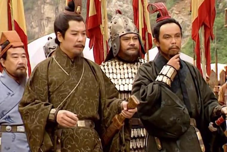 三国中，刘备既有五虎上将，又得卧龙凤雏，为何最终还是没能兴复汉室？喜欢看三国