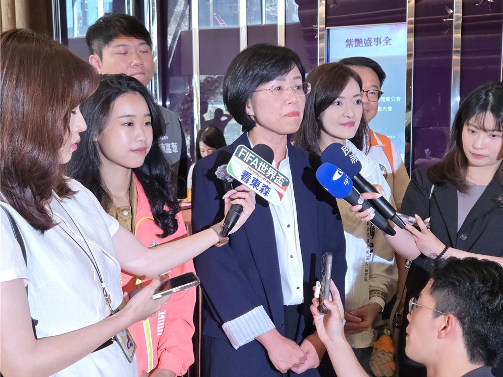 苏巧慧胞妹被爆获台发基金投资近2千万吴子嘉爆内幕轰7字民众党板桥市议员参选