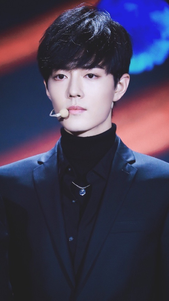 超级帅超级嗨的舞台战！肖战十日终焉爆剧玄学◎肖战花絮照