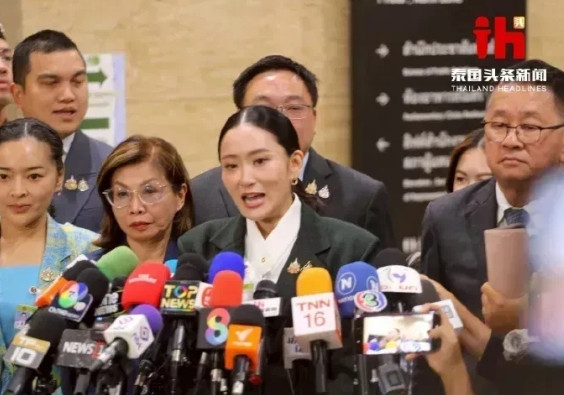 洪森今晚恐怕要辗转难眠了！他百思不得其解——佩通坦不仅没有下台，竟然还大大方