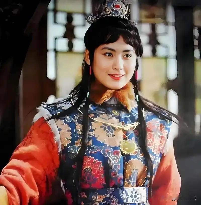 她曾是万千人心中的宝玉，一场病让她的脸变了模样，后来她去哪儿了？夏菁这个名