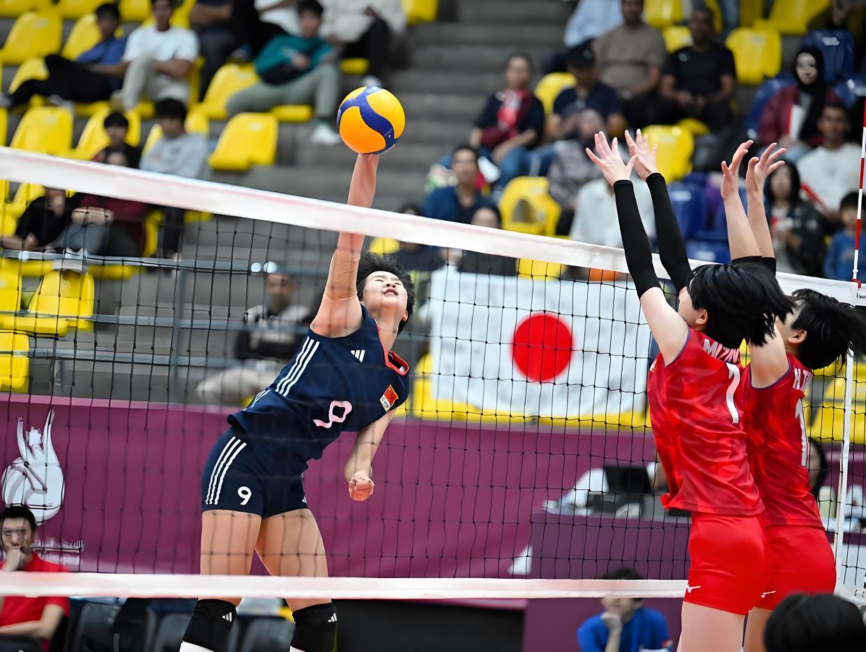 北京时间11月9日消息，女排亚锦赛三四名决赛争夺战结束，结果中国女排3-2击败日