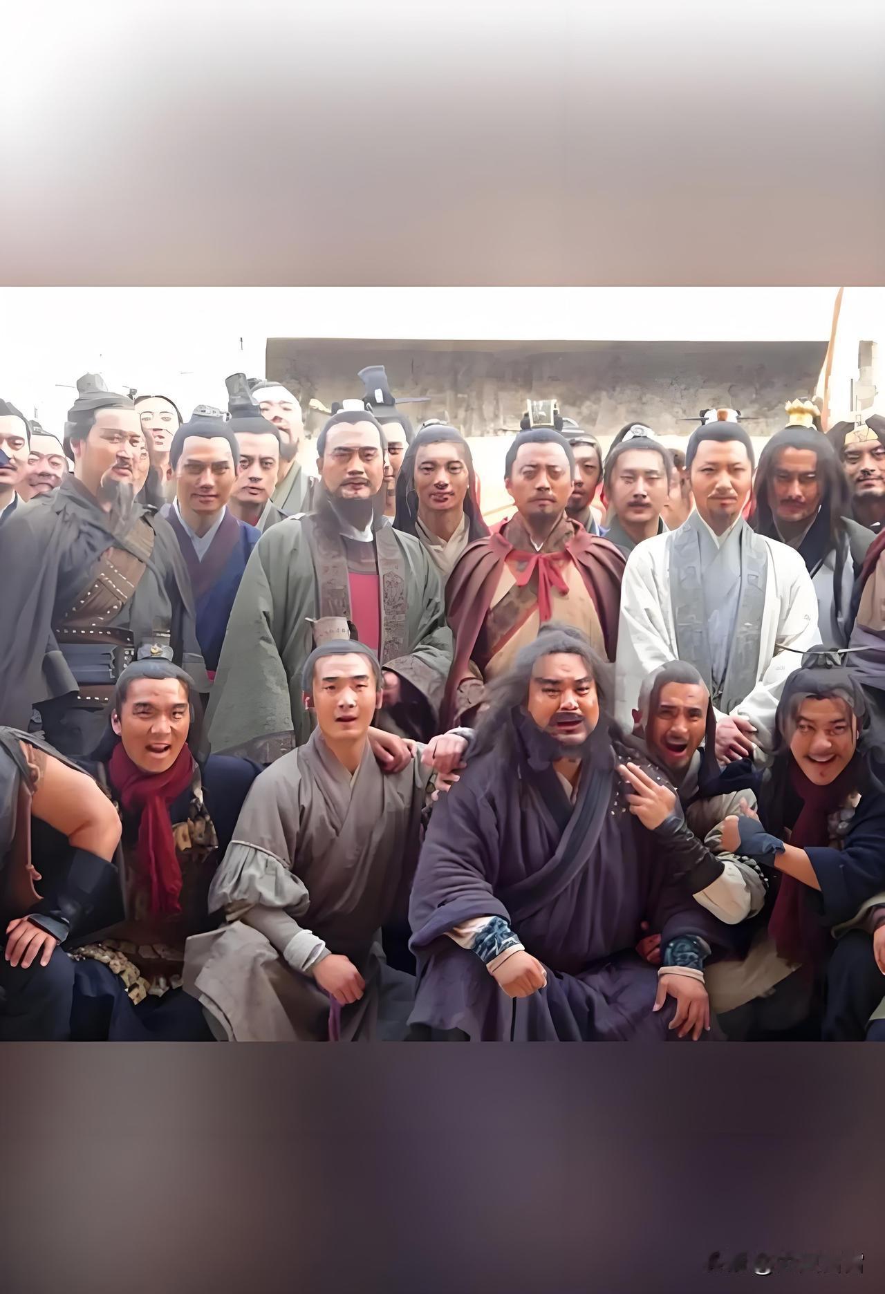 水浒大结局时，108将仍有33位好汉在世，他们分别是：1-3：入云龙公孙胜、行