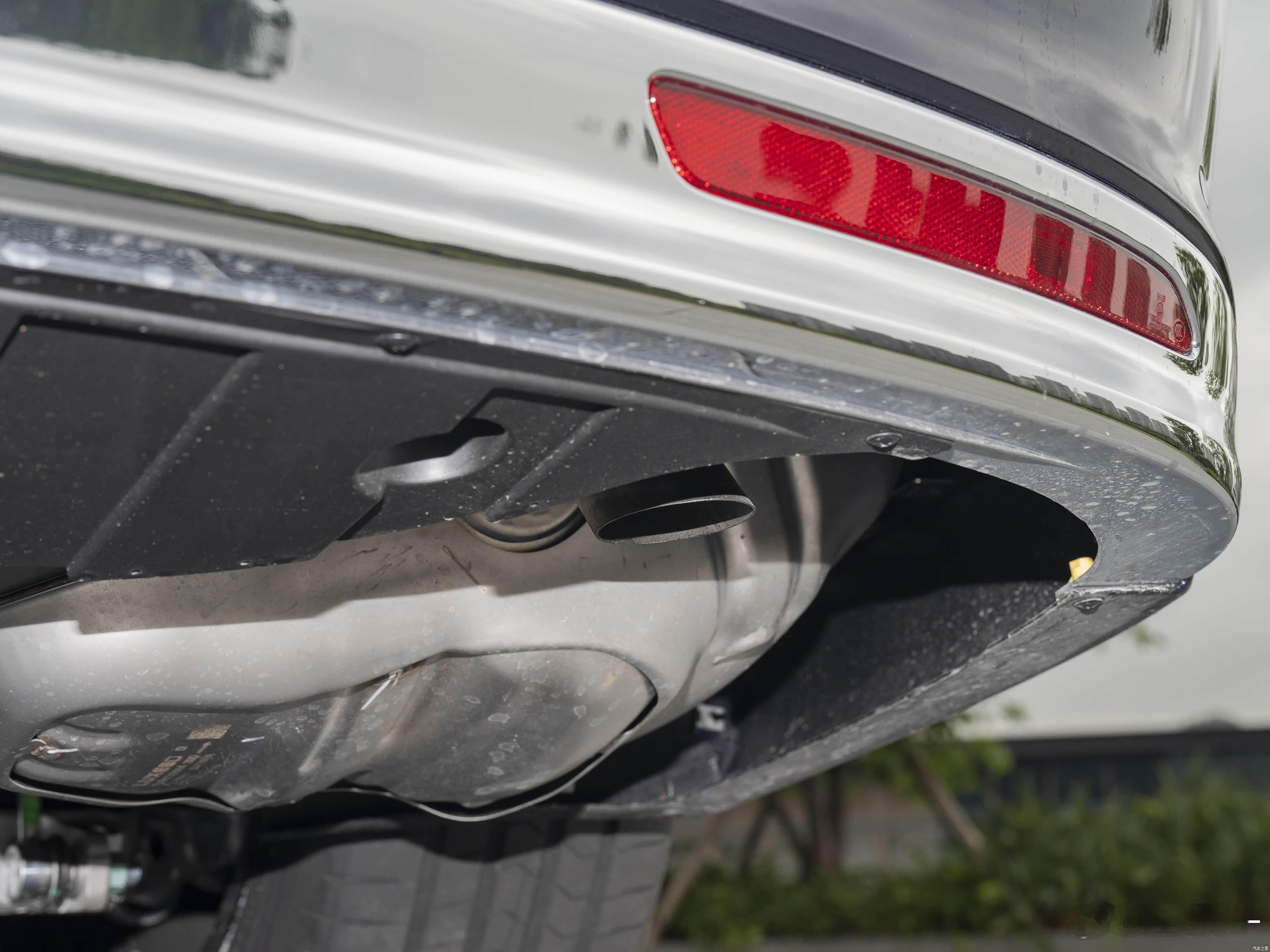 卧槽，智界V9用了双壳消声器