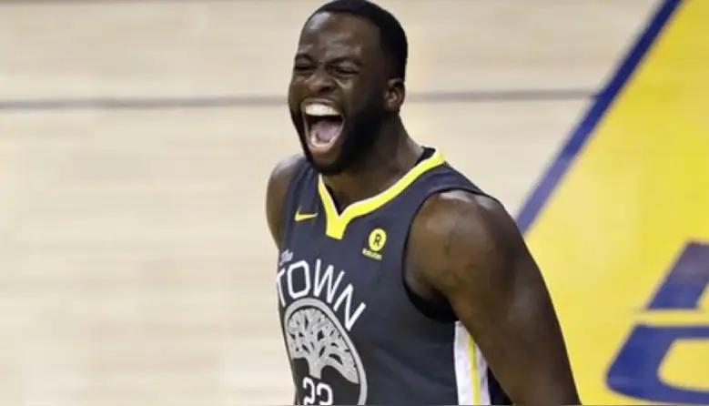 科尔太固执了全然不顾球队的胜负，将追梦格林一用到底，勇士在上半场领先16分的情