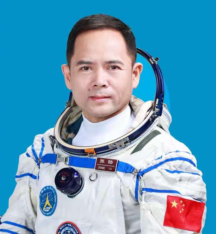 这次神舟二十一号的乘组名单，不少人第一眼看了觉得不太对劲，不是老手带新手，而是三