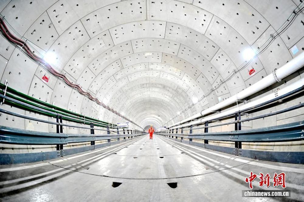 青岛海底巨龙苏醒！世界第一隧道暗藏中国人逆天改命的终极密码，看完热血沸腾！当