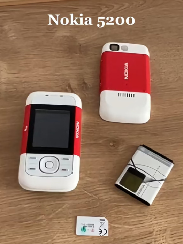 老师上课打电话被认定为教学事故高中那会儿，大部分老师都不在意，来了电话就跑出去