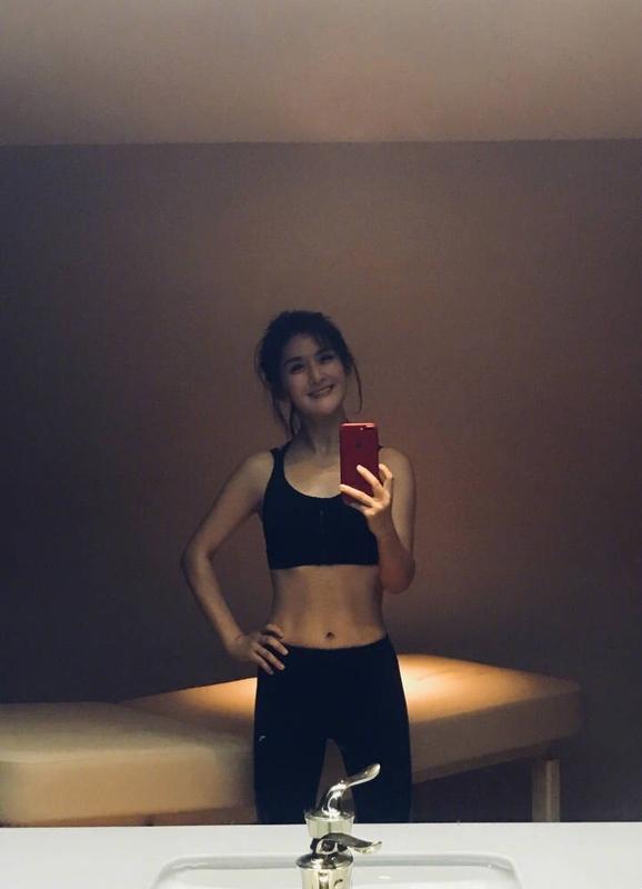 谢娜回应跨年舞台身材争议2026年1月7日，谢娜狠狠回应了跨年舞台的身材质疑。