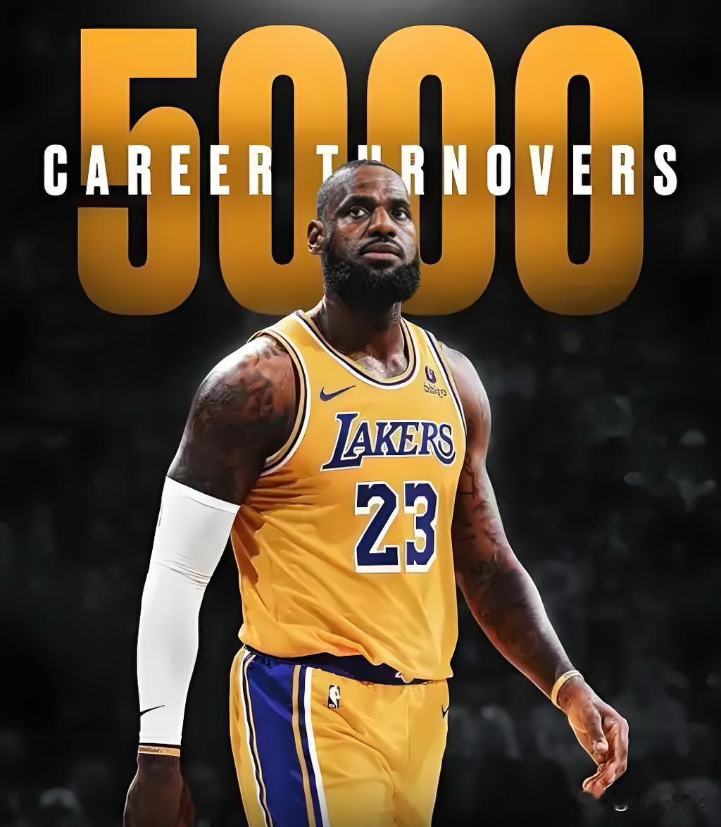 下赛季，老詹会陷入两难！退役，舍不得，还有点油，加上场外经济价值太大，团队