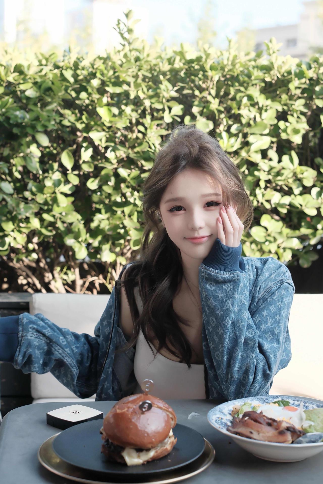 ₍˄ₗ̫ₗ˄₎੭ﾞplog上海拍照