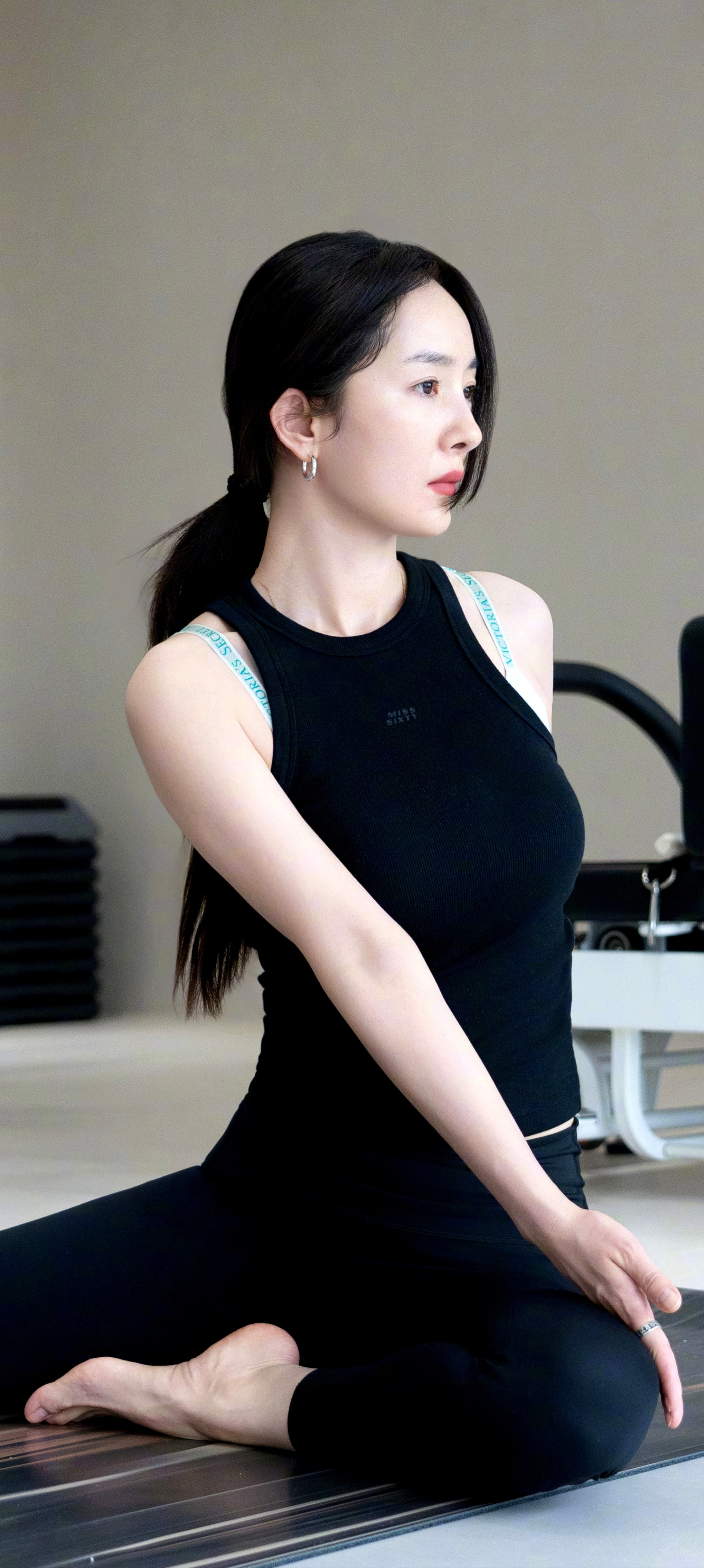 杨幂素颜健身照，美美哒杨幂​​​