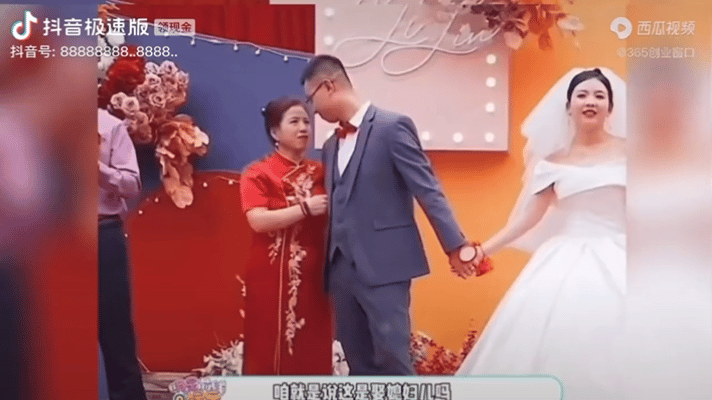 为了给贝克汉姆一家评理我特地查了一下大布婚礼上被贝嫂抢的第一支舞是什么。西