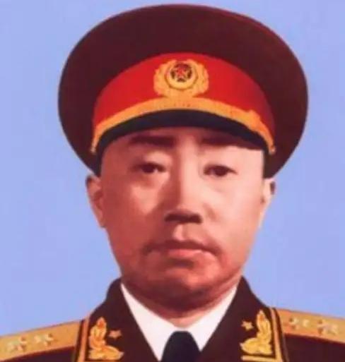 1978年，开国上将彭绍辉病逝，妻子张纬却发现遗体不对劲，当即向中央提出：解剖我