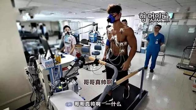 44岁金钟国健身15年, 体脂8.5%, 这肌肉什么水平?