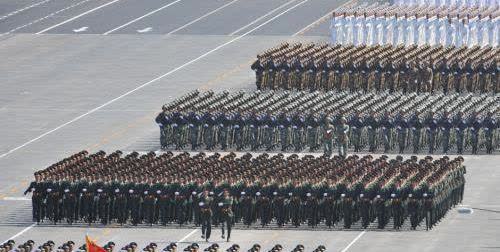 为什么日本现在如此害怕中国？说实话，日本现在整个国家都表现出一种对华抗拒