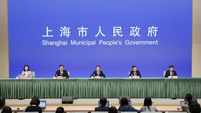 “十五五”上海10万台人形机器人进工厂, 每年10亿元支持超级个体OPC