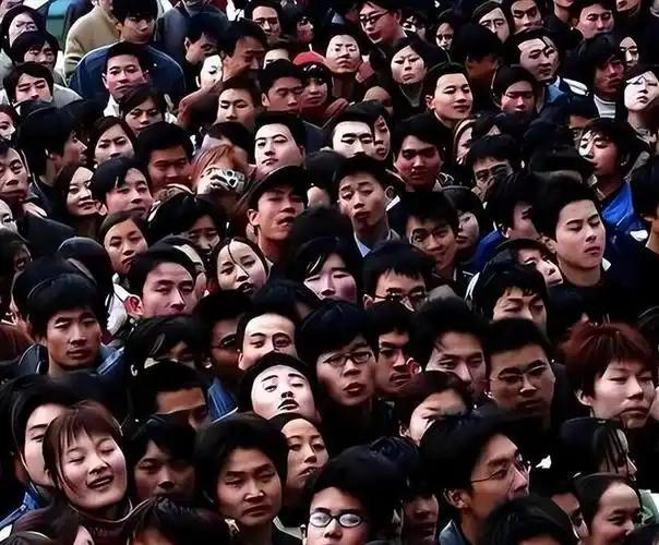 2025年，中国死亡人口达到1131万人。这相当于在过去的一年里，中国平均每