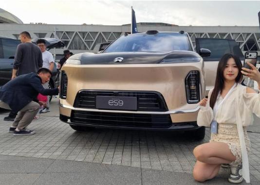 根据《联合早报》8月23日报道，近日蔚来创始人李斌在一个论坛，竟然毫不掩饰，非常