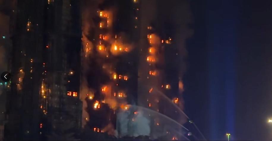 看到香港宏福苑火灾的新闻，我心里一阵后怕，一想到昨天晚上我在家里做饭的时