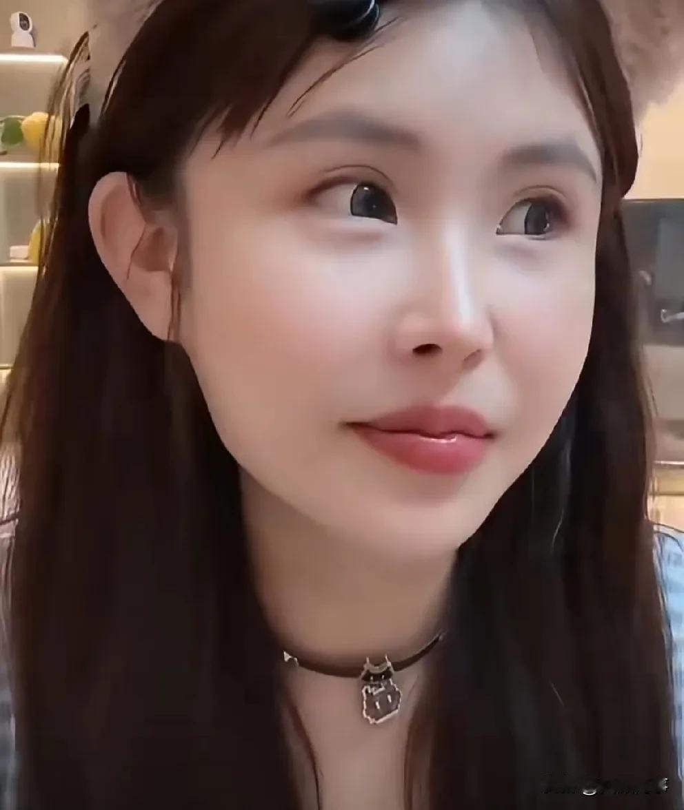 猫妹妹说达少的事换成女人，是要被浸猪笼的！猫妹妹说达少